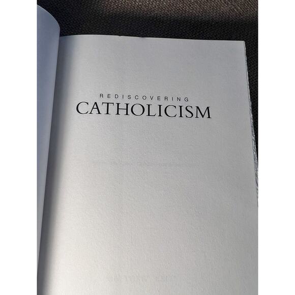 Rediscovering Catholicism by Matthew Kelly Soft Cover - Picture 7 of 8